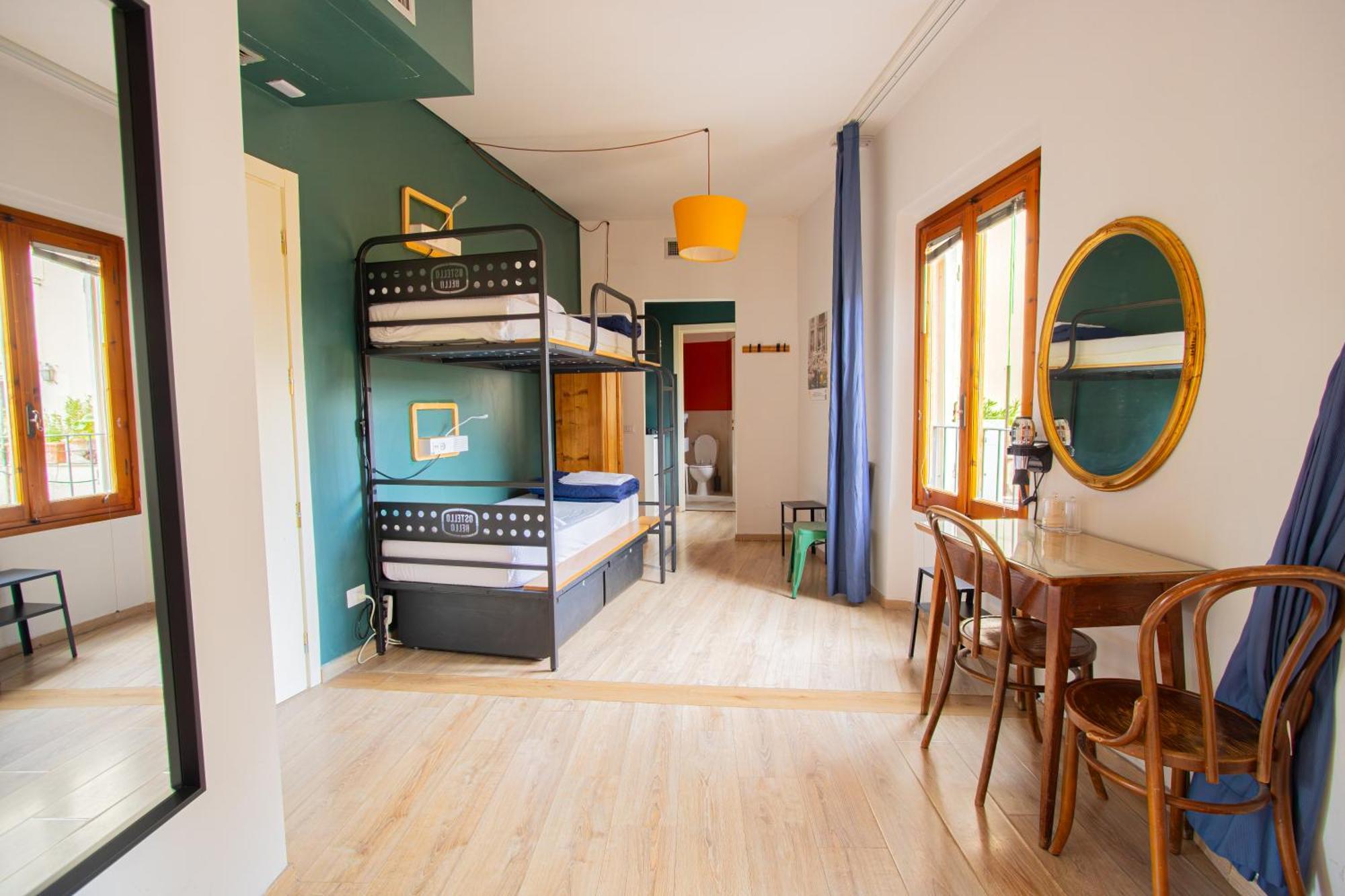 Posto Letto in Dormitorio Femminile per 4 Persone